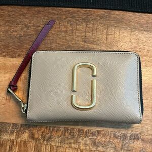 Marc Jacobs wallet